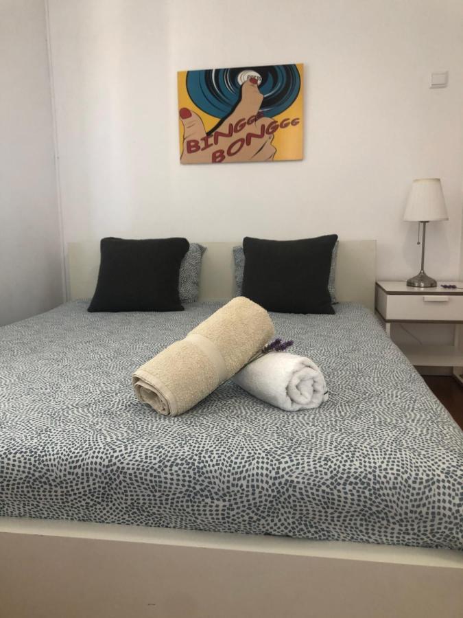 Quarto Duplo com Cama Extra